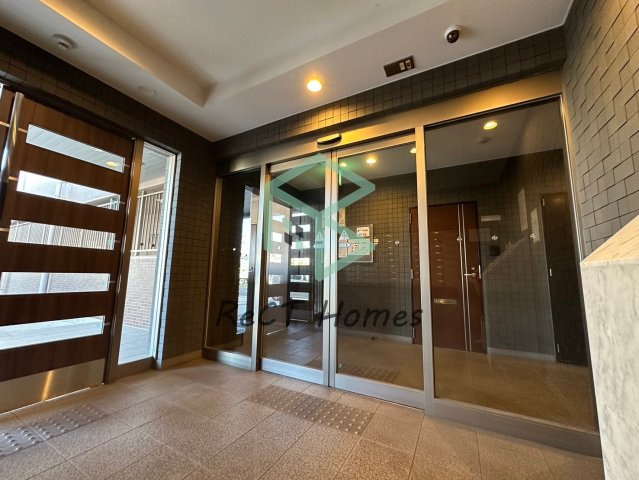 インタービレッジ高岡駅前のエントランス