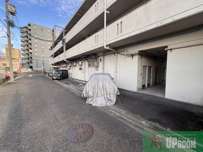 高座ビル（カルチェ）の駐車場