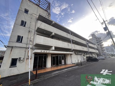 高座ビル（カルチェ）の外観