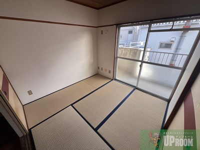 高座ビル（カルチェ）の和室