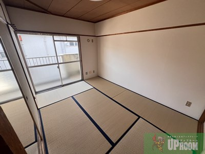 高座ビル（カルチェ）の和室