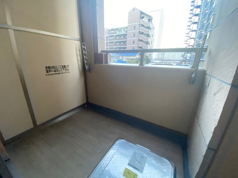 エステムコート三宮EASTポルトマーレのバルコニー