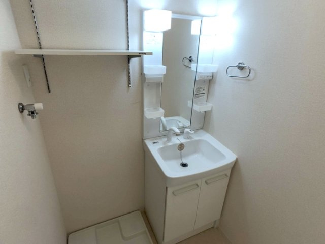 Ｄ－ｒｏｏｍ清水の洗面所|洗面所
