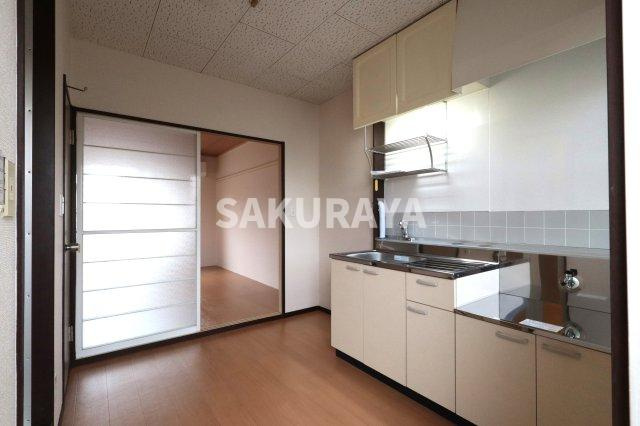 サンシャインハイツのキッチン|2025年3月撮影。