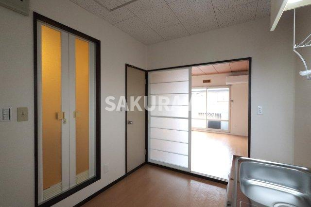 サンシャインハイツのキッチン|2025年3月撮影。