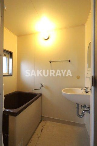 サンシャインハイツの浴室|2025年3月撮影。