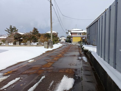 【前面道路含む現地写真】 | 新発田市中谷内売地