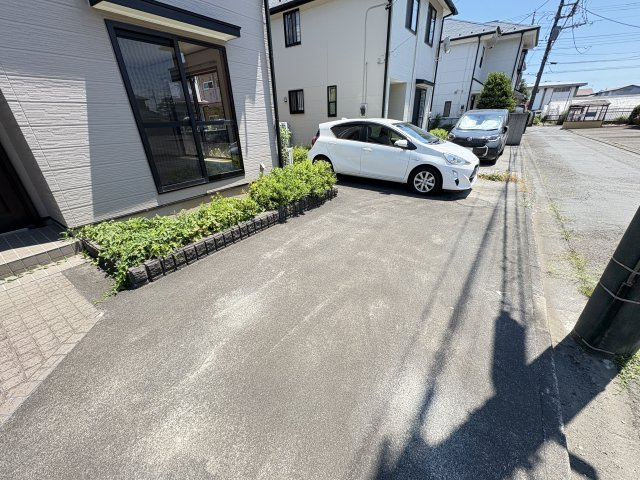 ウッディ昭島の駐車場