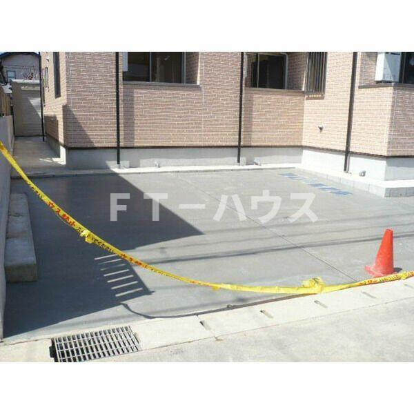 サンクレールの駐車場