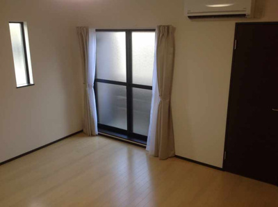 【居間・リビング】 | レオネクスト鎌倉台ノ峰荘 | 画像6