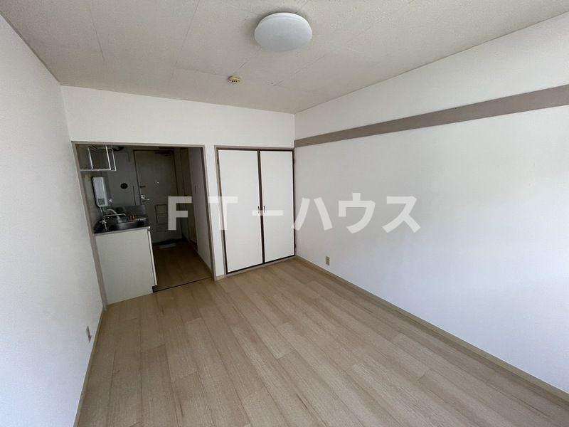 コーポ四季 の居間・リビング