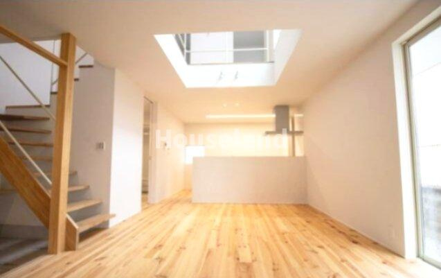 今福戸建の居間・リビング