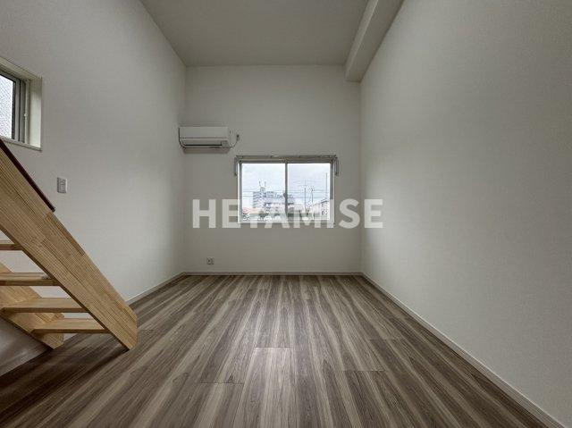 ルソリエールの居間・リビング|※同物件同室タイプの写真でございます※現況を優先します※