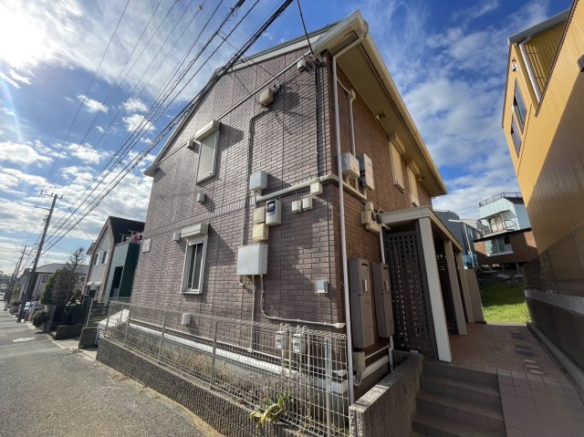 ベルエキップ・学園前の外観