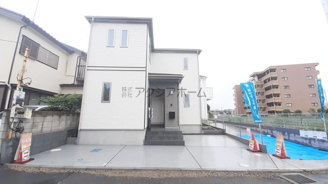 入間市大字下藤沢・全2棟　新築一戸建　1号棟　～収納充実～の駐車場|カースペース2台分有り