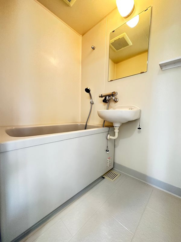 ボシュケ六甲の浴室