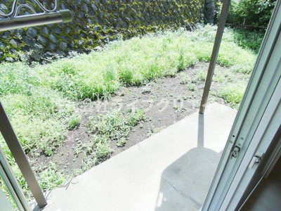【庭】 | 三沢B棟