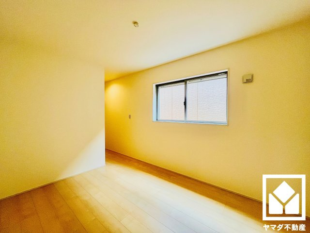 宇治市伊勢田町南遊田　1号棟の子供部屋