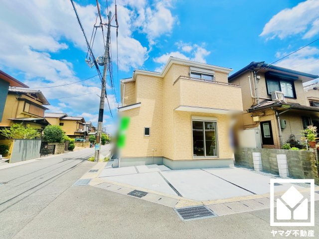 宇治市伊勢田町南遊田　1号棟の外観