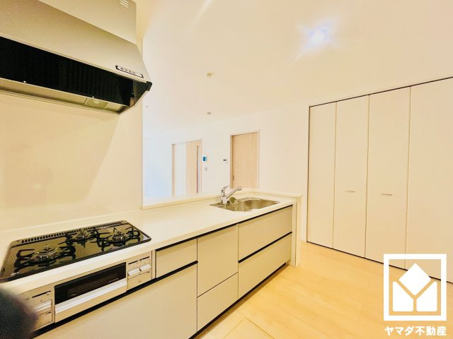 宇治市伊勢田町南遊田　1号棟のキッチン