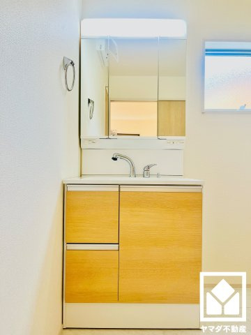 宇治市伊勢田町南遊田　1号棟の独立洗面台