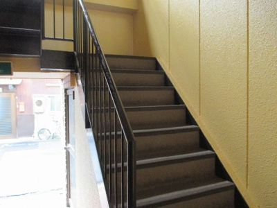 【その他共用部分】 | スタンドアップ淡路 | 共用階段です