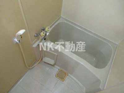 【浴室】 | コーポフェルメール（高井田賃貸） | きれいなお風呂です