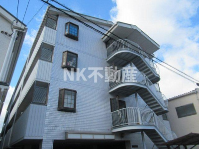 【外観】 | コーポフェルメール（高井田賃貸） | きれいな外観です