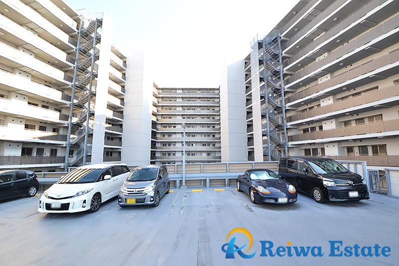 ライオンズ茅ヶ崎ザ・アイアンズⅠ街区の駐車場