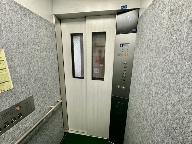 ライオンズヒルズ泉中央のその他共用部分|エレベーター