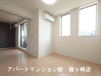 【寝室】 | ロングパイン