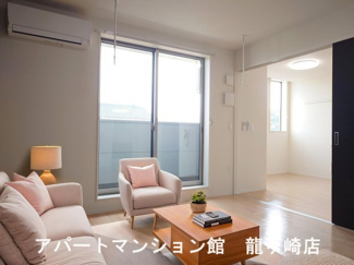 【居間・リビング】 | ロングパイン | CGで家具等を配置したものです。実際に家具等は含まれません。