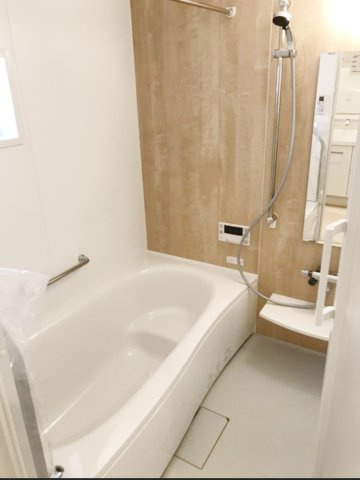 根岸4丁目戸建　F邸の浴室|追い焚き、浴室乾燥機付きバスルーム。