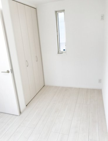 根岸4丁目戸建　F邸の洋室|3階5.04帖洋室。
