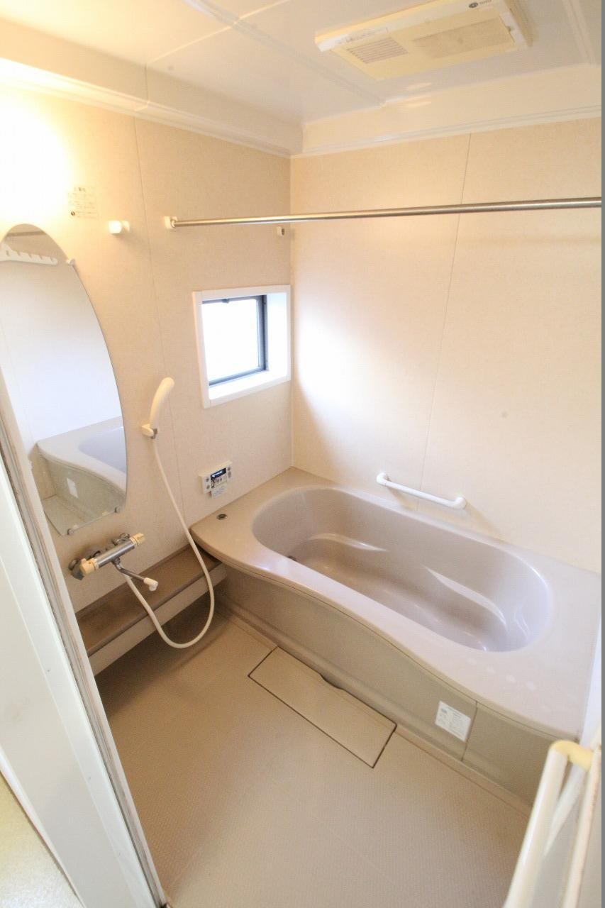 ユーキャンハイツ　Ⅱ　B棟の浴室|※お部屋により仕様が異なる場合があります※