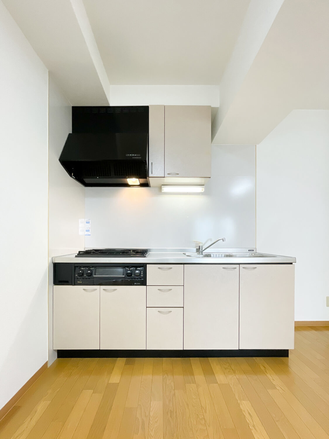 古泉ビルあすなろ六甲のキッチン|きれいなキッチンです