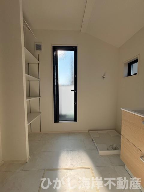 平塚市花水台　新築戸建　全4棟の脱衣所|脱衣スペース