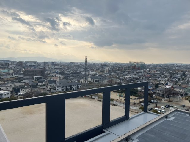 福岡東ザ・パークの展望|バルコニーからの眺望はお昼は日差が◎夜は粕屋町を一望◎