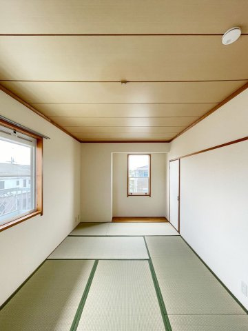 メゾン・ド・エトワールの和室|明るい和室です