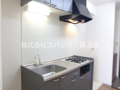 【キッチン】 | ソナチネの森 | コンパクトなキッチンで掃除もラクラク