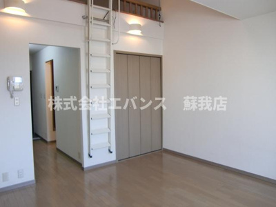 【寝室】 | ソナチネの森 | 使い勝手のいい寝室です