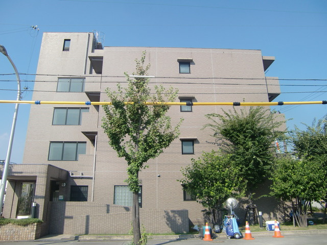 フロレセール南六甲の外観