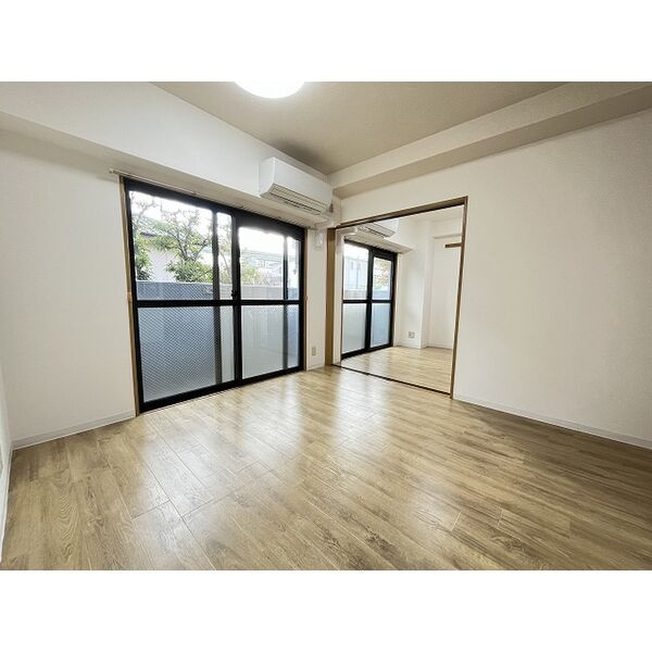 フロレセール南六甲の居間・リビング