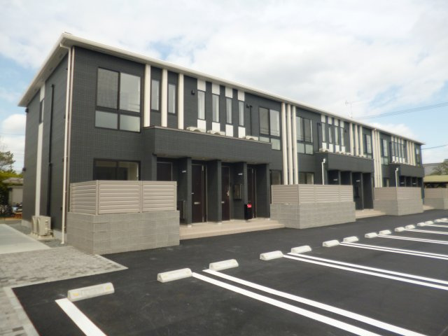 シャイン・パレスの外観