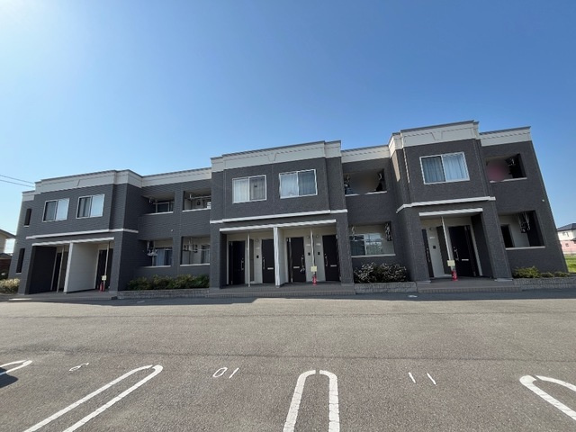 コントレールの駐車場