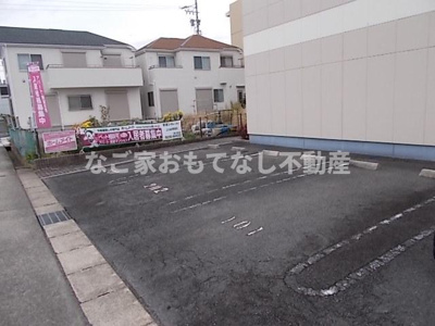 【駐車場】 | ハーフ　バレー