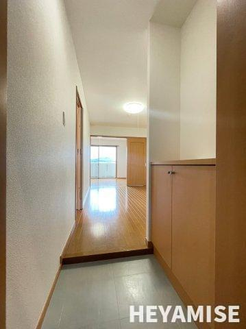 プランドールマンションの玄関