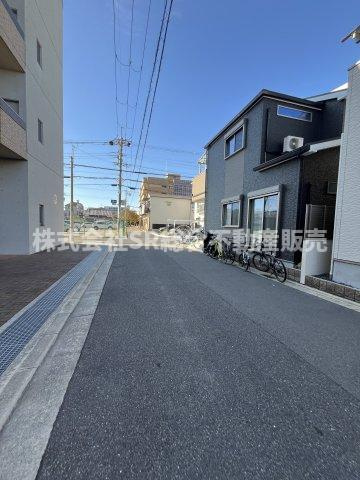 寺前町1丁目中古戸建の前面道路含む現地写真|前面道路含む現地写真です