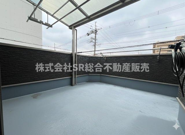 寺前町1丁目中古戸建のバルコニー|とても広く陽当たり良好のバルコニーです！