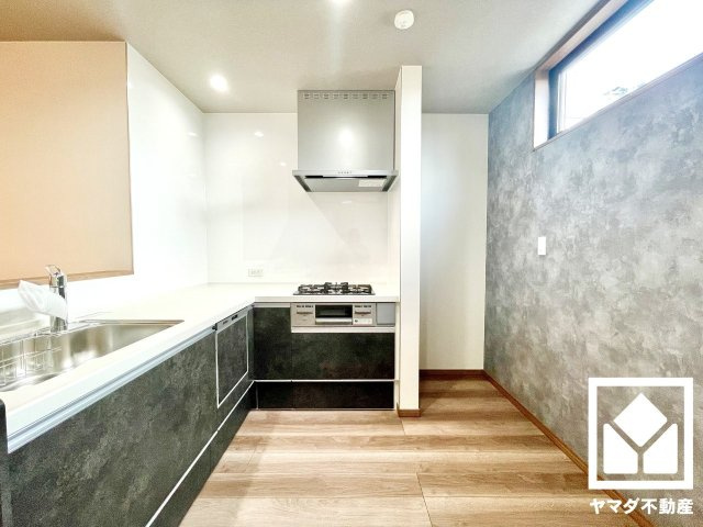 伏見区納所岸ノ下のキッチン